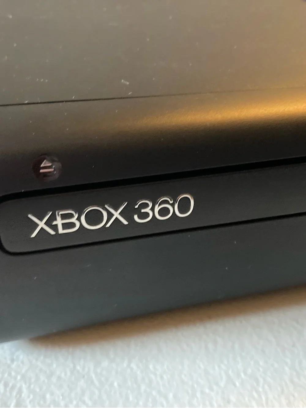 Microsoft Xbox 360 250GB Console Black Model 1439 Wi-Fi HDMI NTSC w/ Power Cord